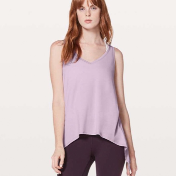 lululemon watch me flip tank / heathered lilac quartz / size 2 - Picture 3 of 5